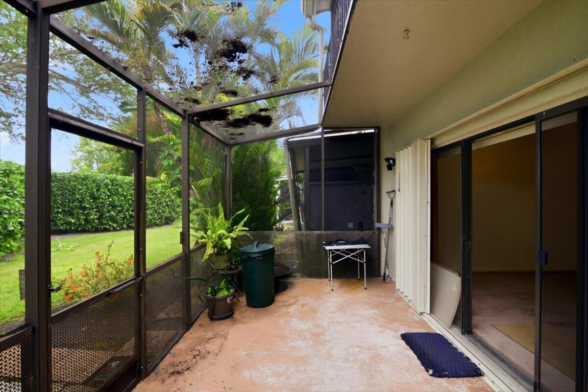 LAS HACIENDAS TOWNHOUSE CONDO - Residential