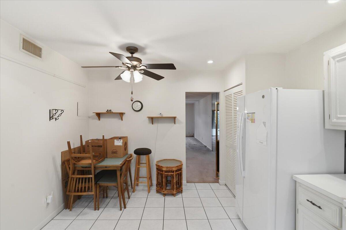 LAS HACIENDAS TOWNHOUSE CONDO - Residential