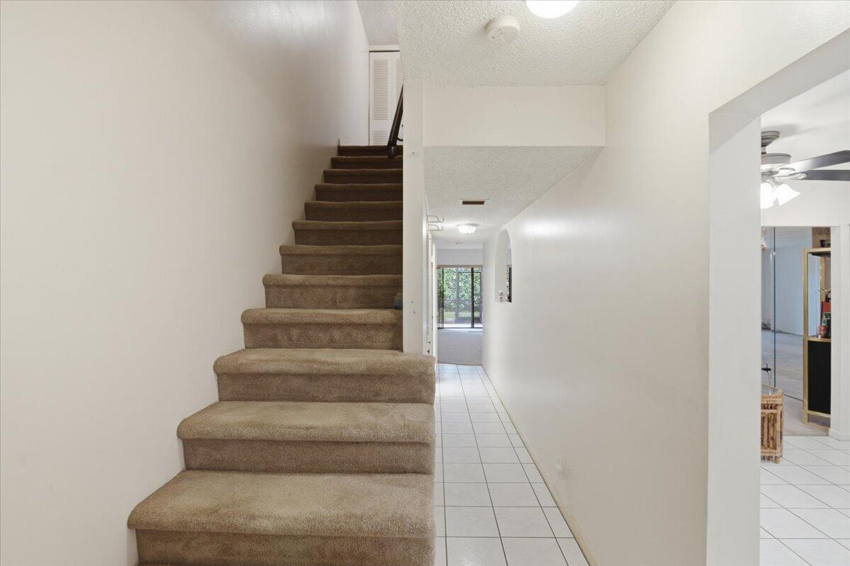 LAS HACIENDAS TOWNHOUSE CONDO - Residential