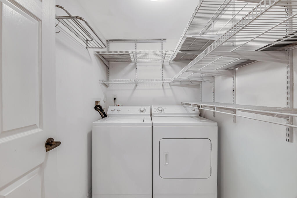 ST TROPEZ CONDO - Residential