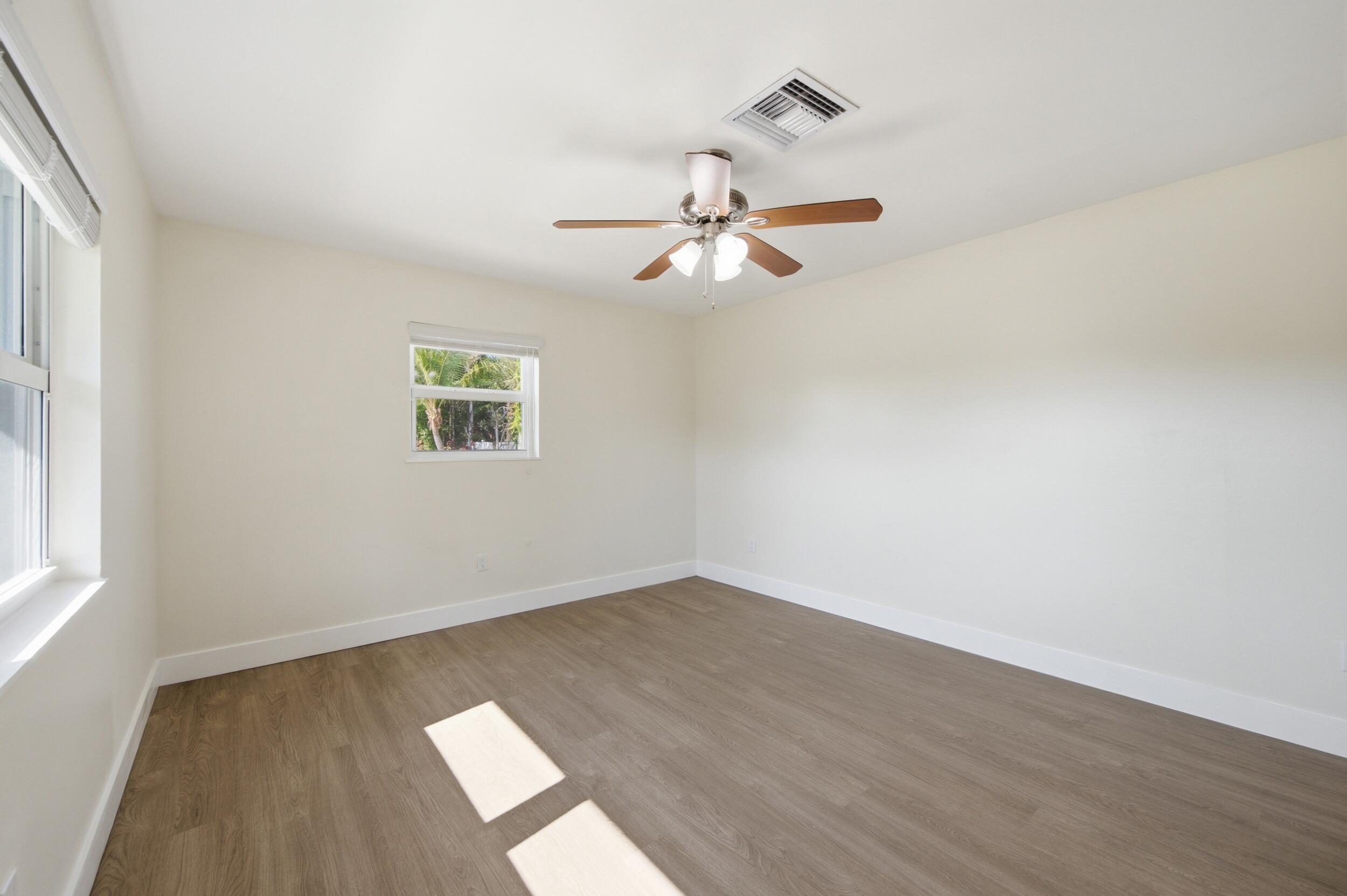 WICKLINES - Residential Lease