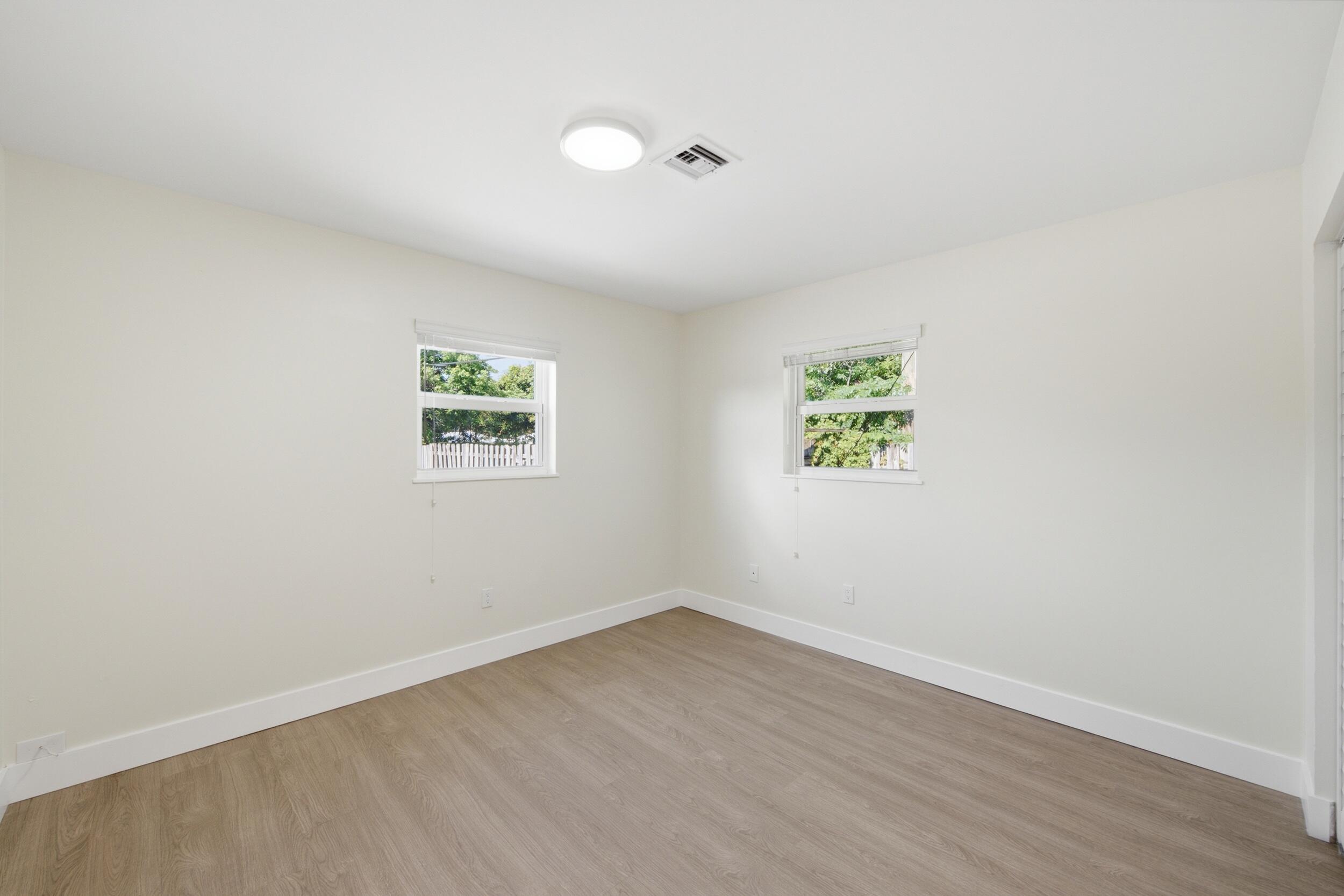 WICKLINES - Residential Lease