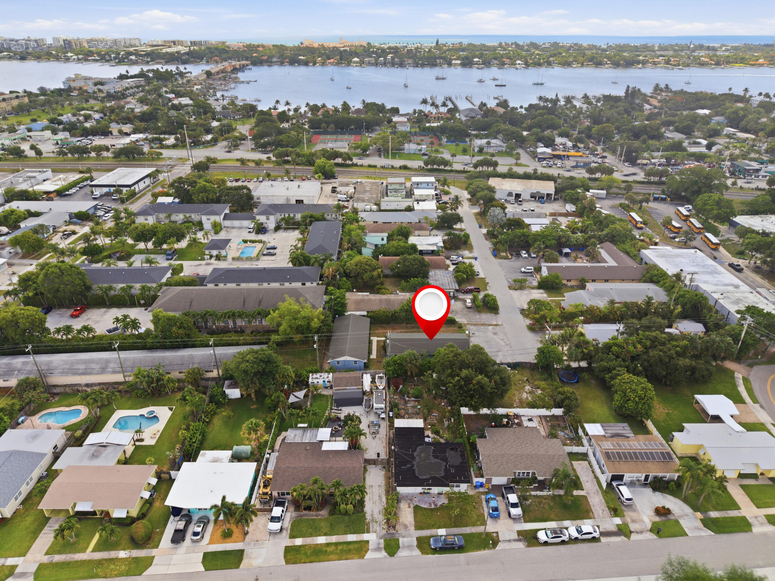 WICKLINES - Residential Lease