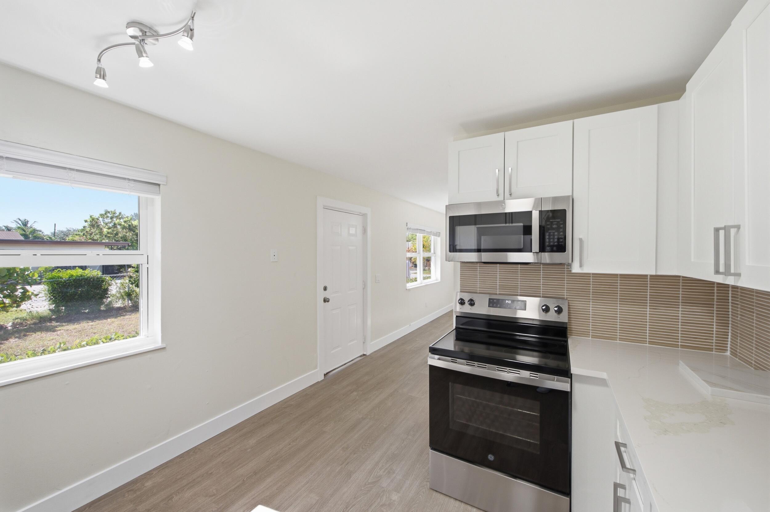 WICKLINES - Residential Lease
