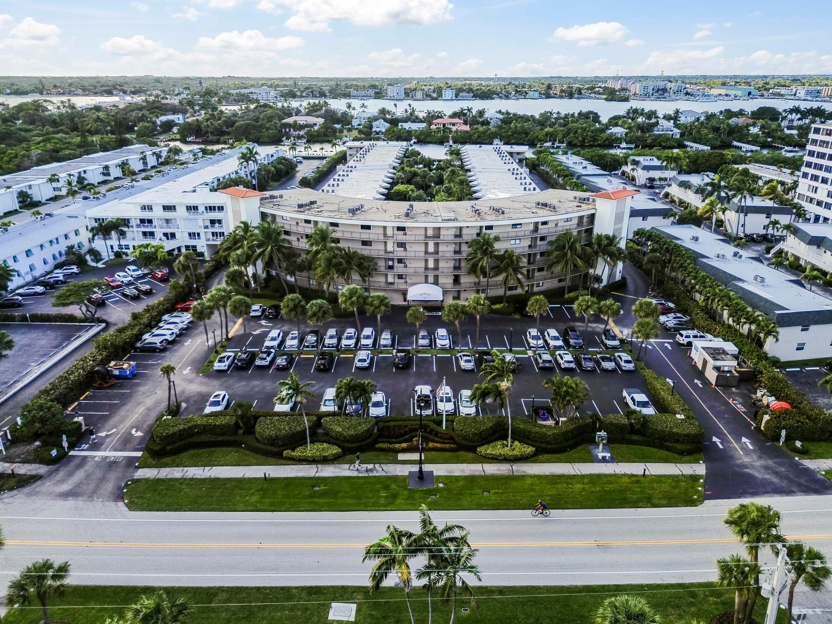 SOUTHGATE - Residential
