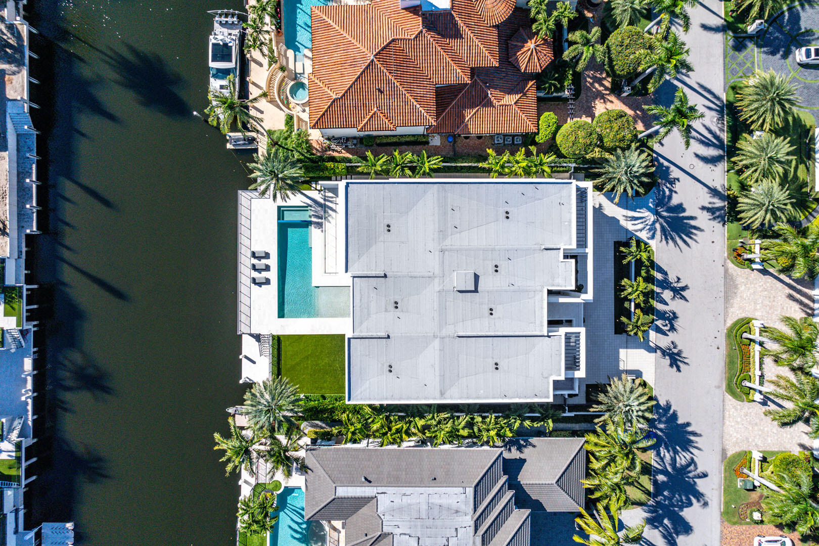 ROYAL PALM YACHT & COUNTRY CLUB - Residential