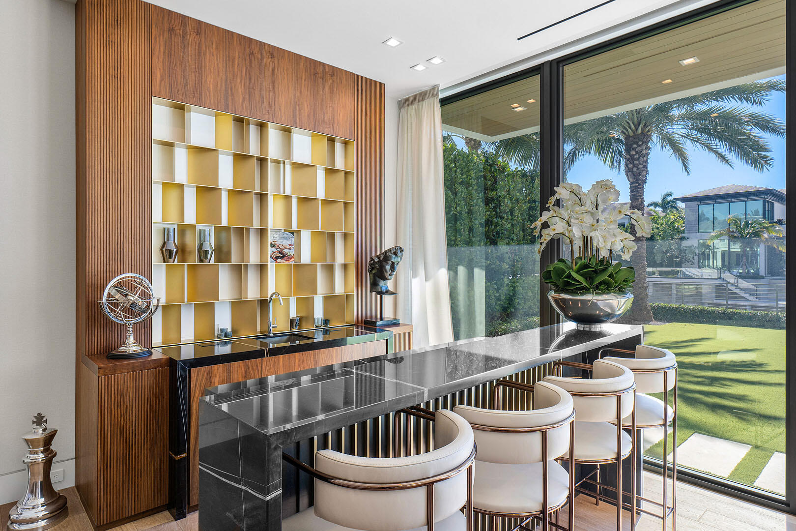 ROYAL PALM YACHT & COUNTRY CLUB - Residential