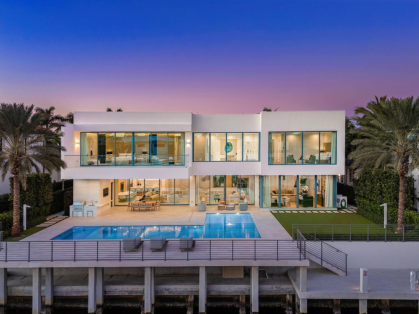 ROYAL PALM YACHT & COUNTRY CLUB - Residential