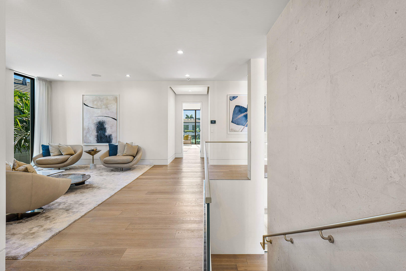 ROYAL PALM YACHT & COUNTRY CLUB - Residential