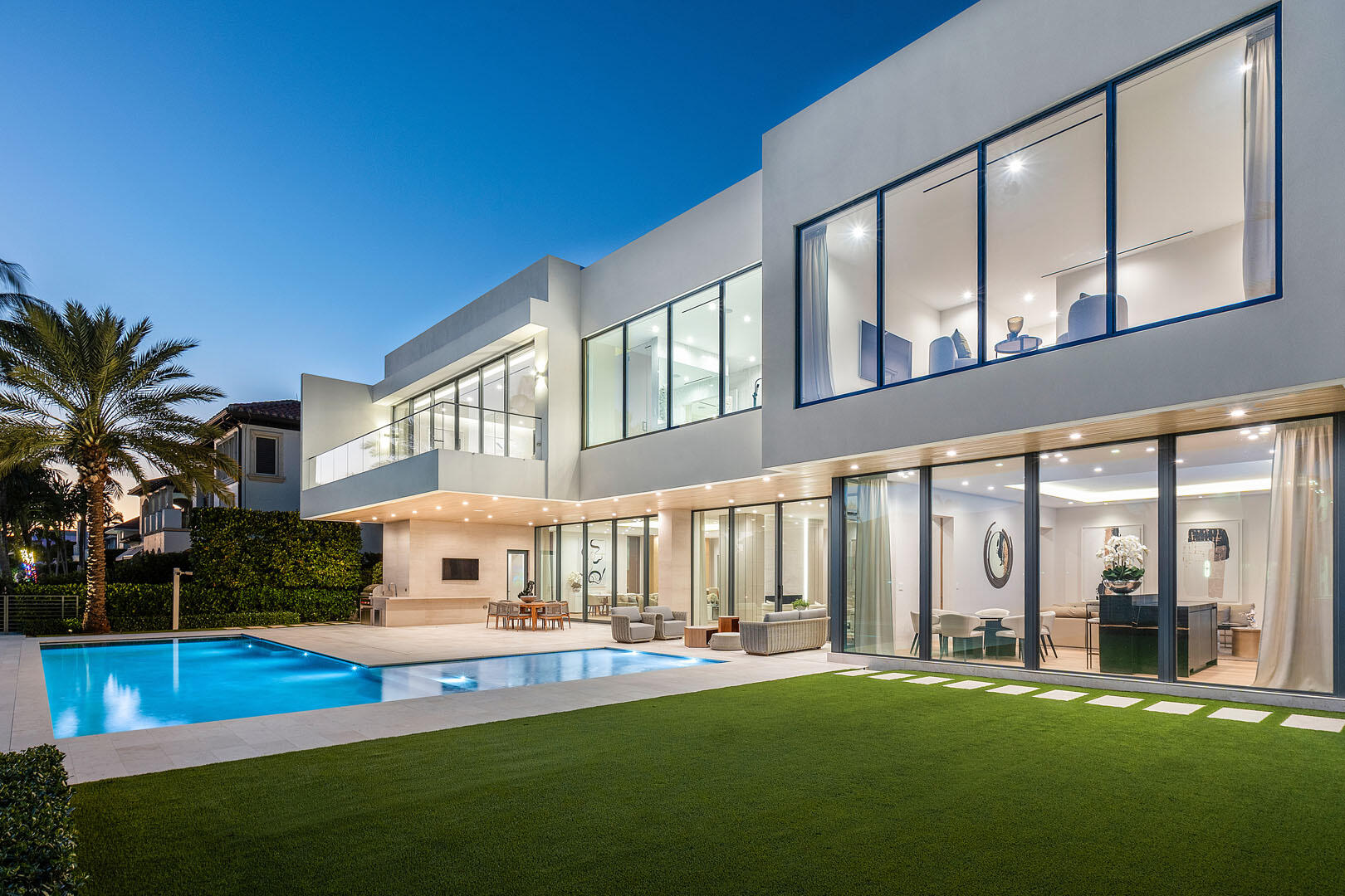 ROYAL PALM YACHT & COUNTRY CLUB - Residential