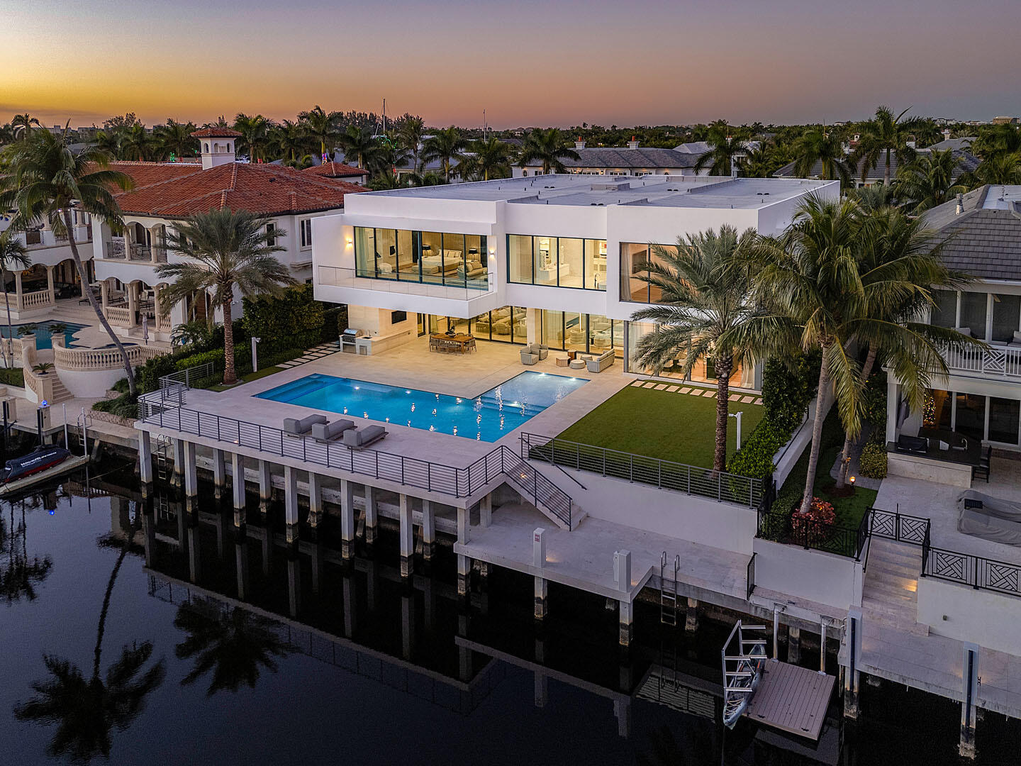 ROYAL PALM YACHT & COUNTRY CLUB - Residential
