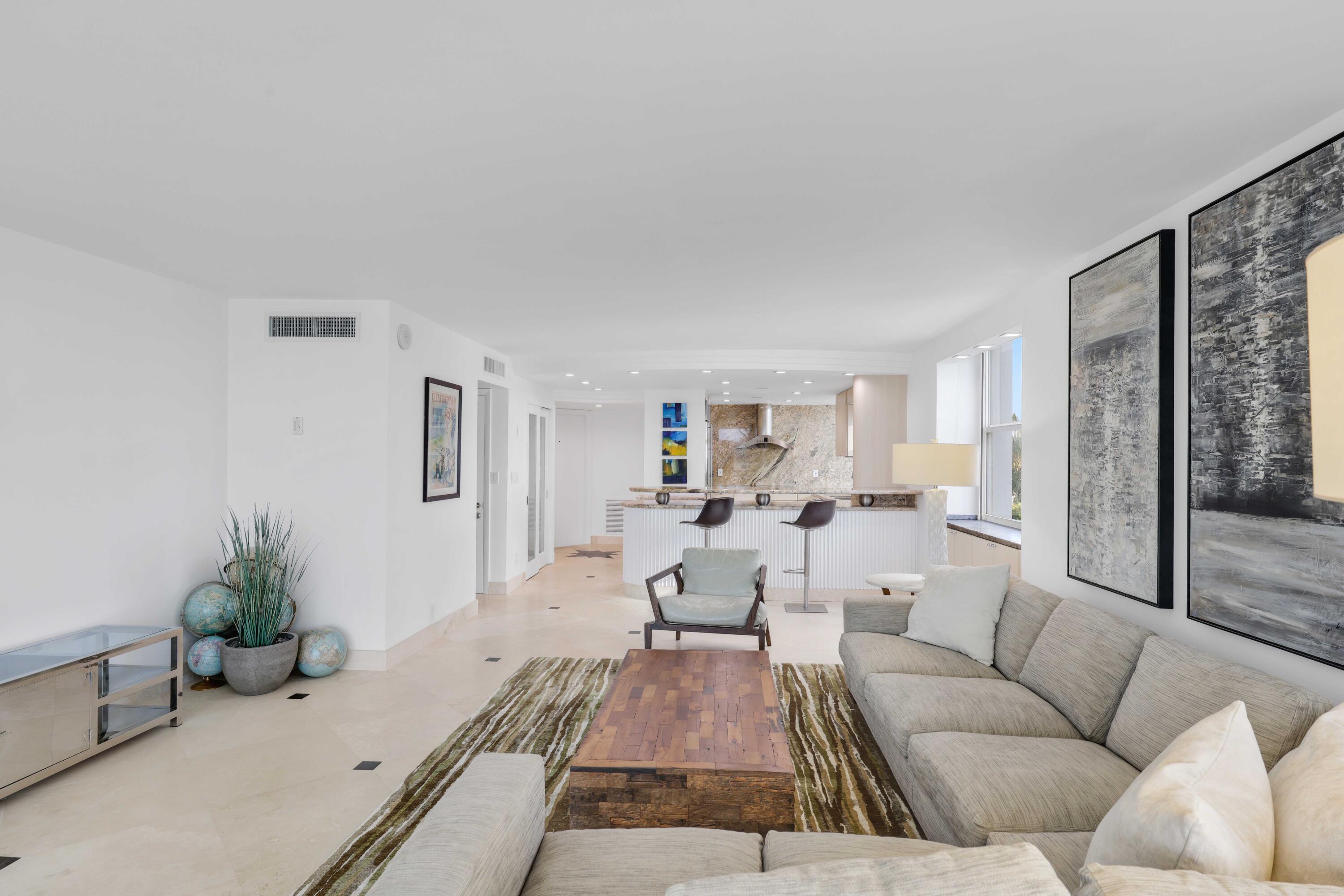 BAYSHORE TOWERS - Residential Lease