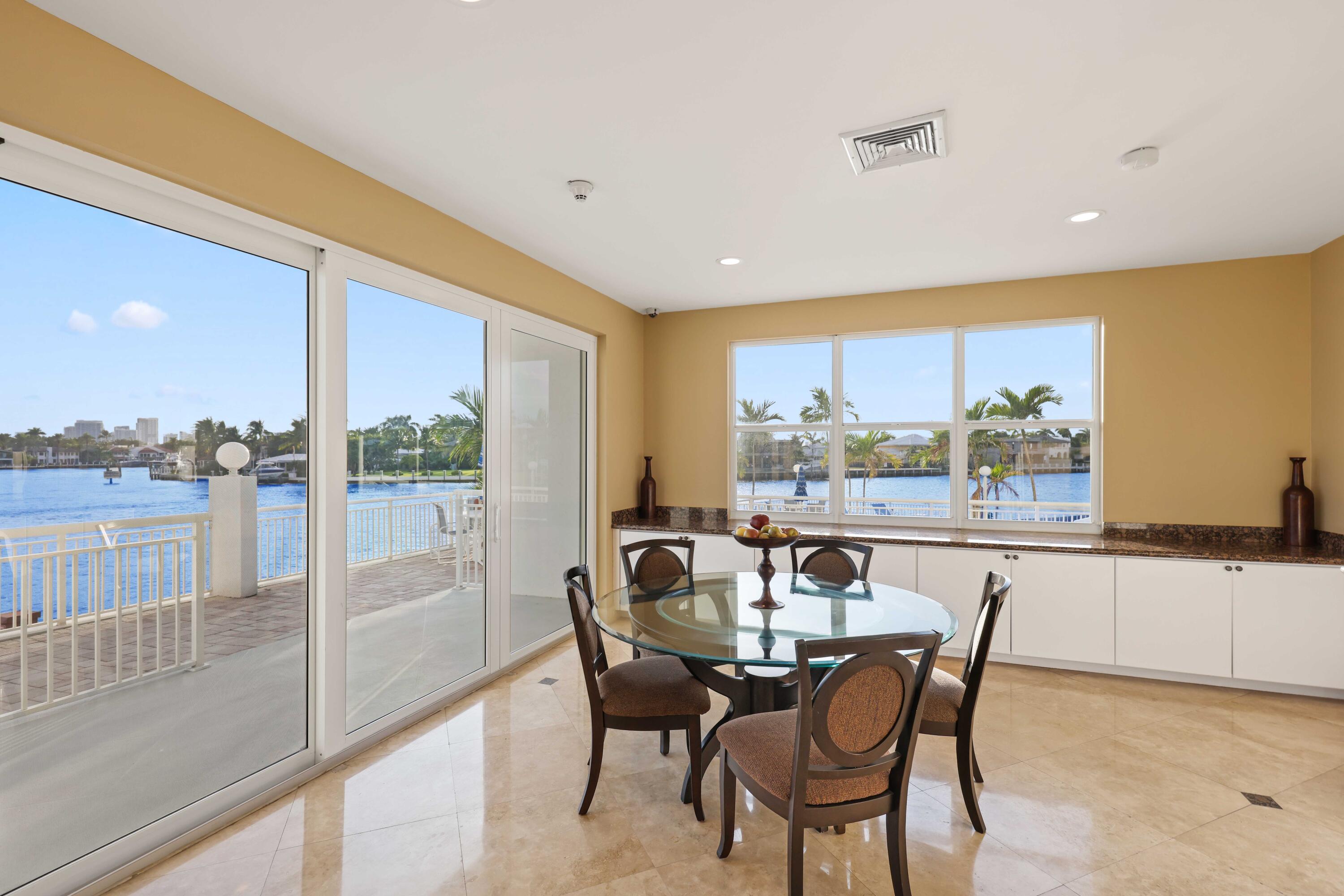 BAYSHORE TOWERS - Residential Lease