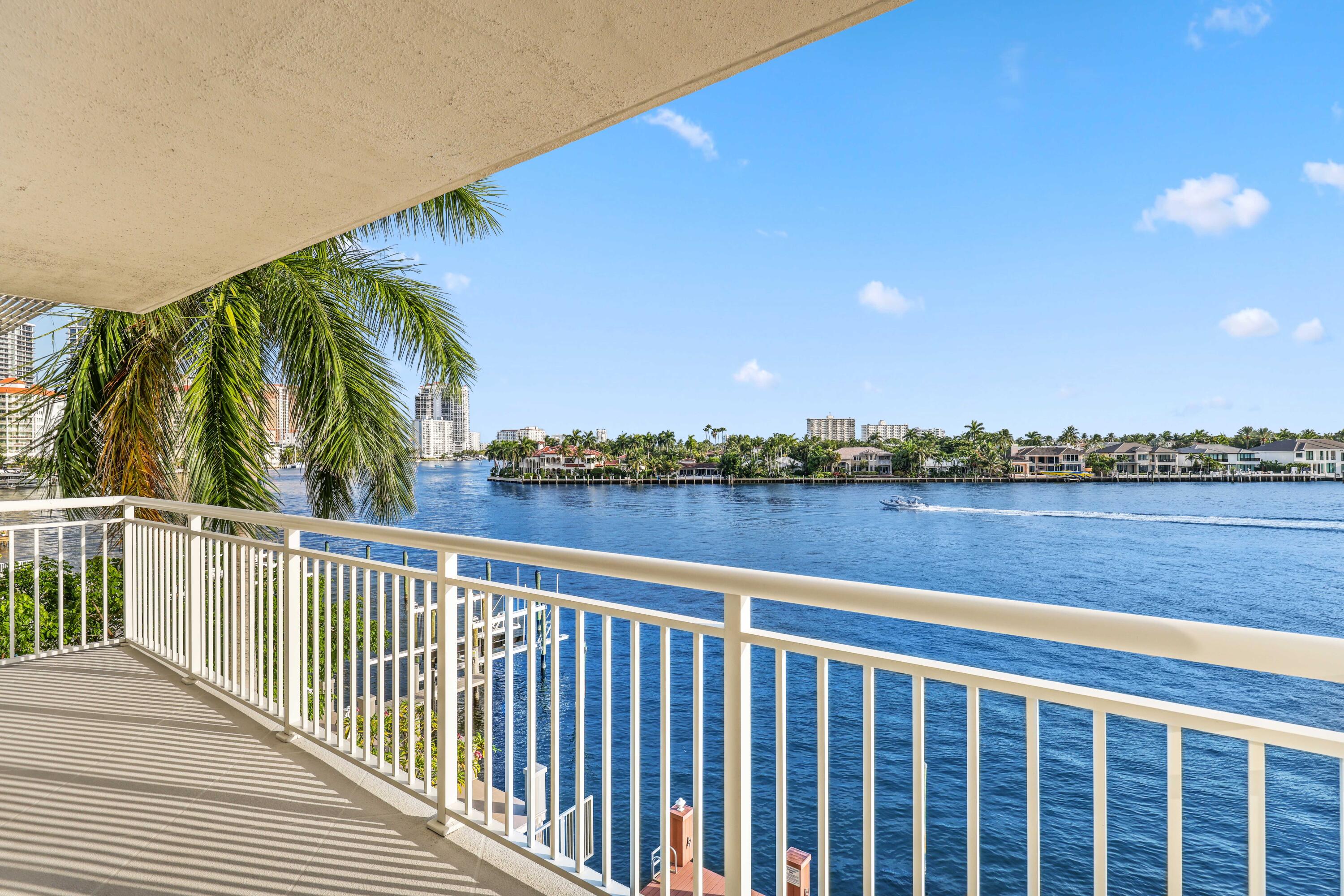 BAYSHORE TOWERS - Residential Lease