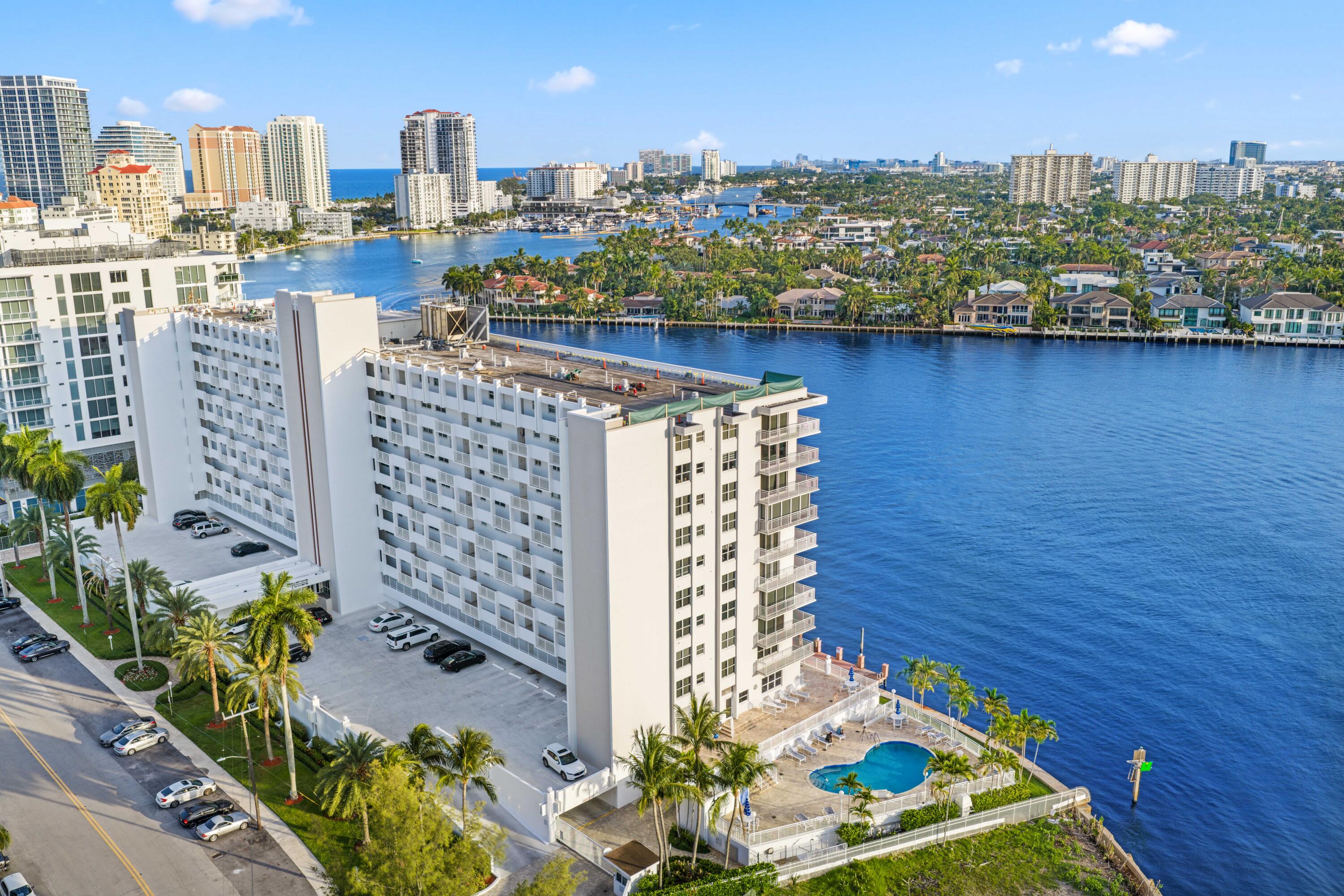 BAYSHORE TOWERS - Residential Lease