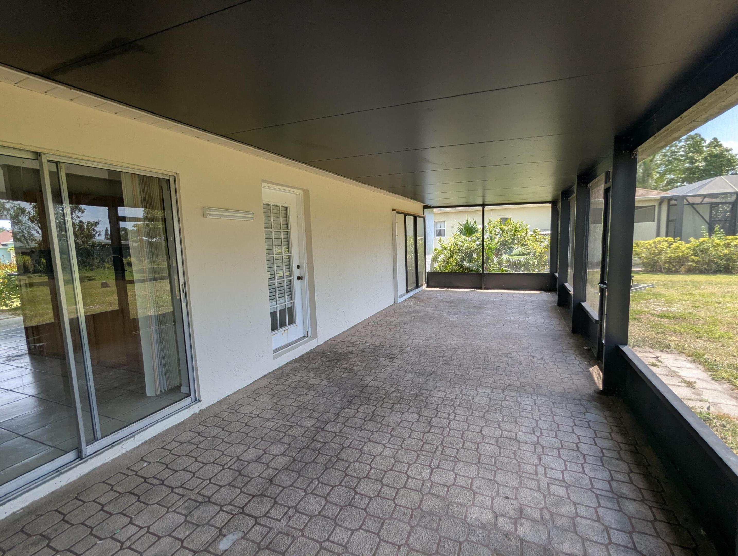 PORT ST LUCIE SECTION 4 - Residential Lease