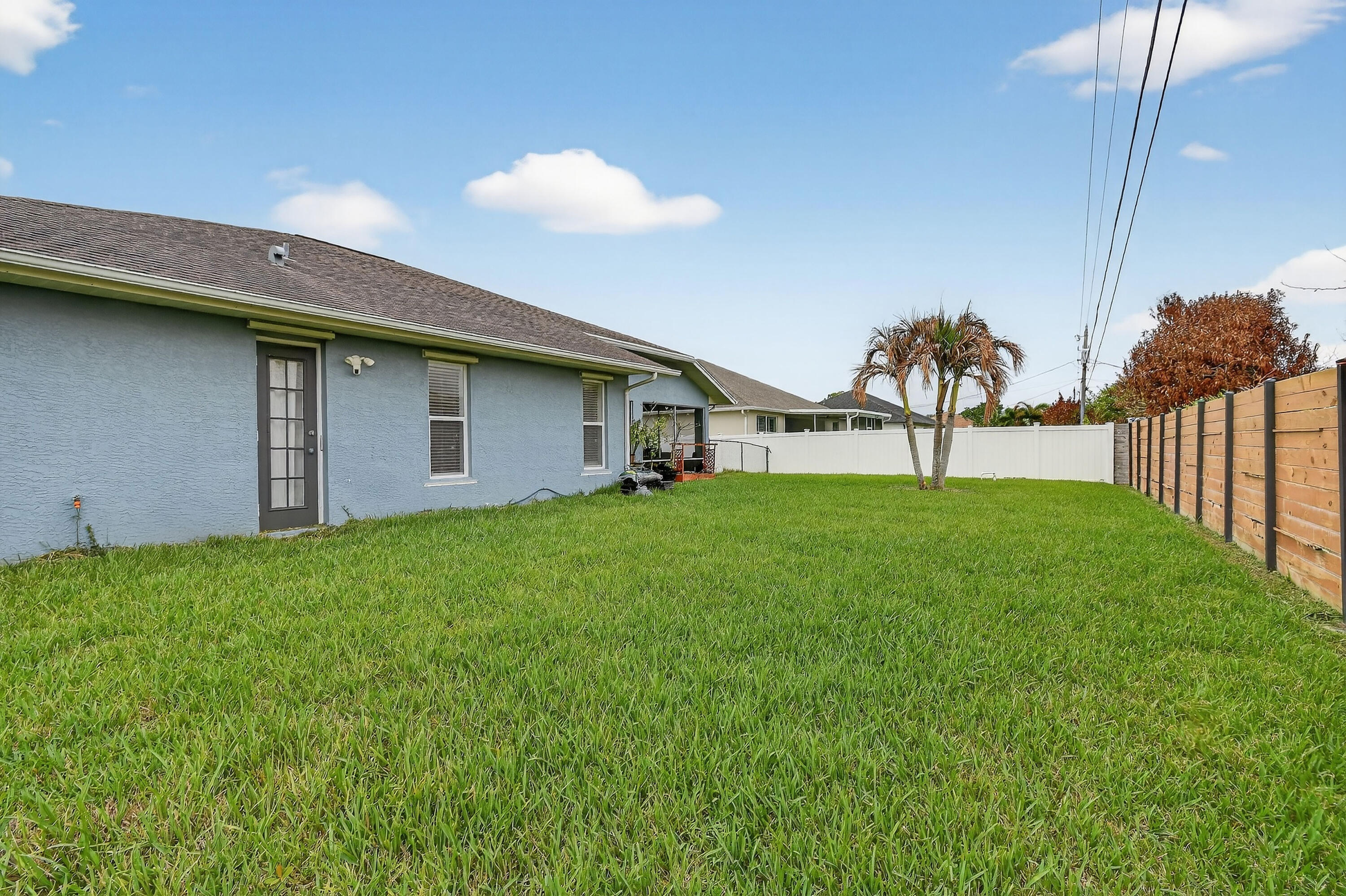PORT ST LUCIE SECTION 11 - Residential