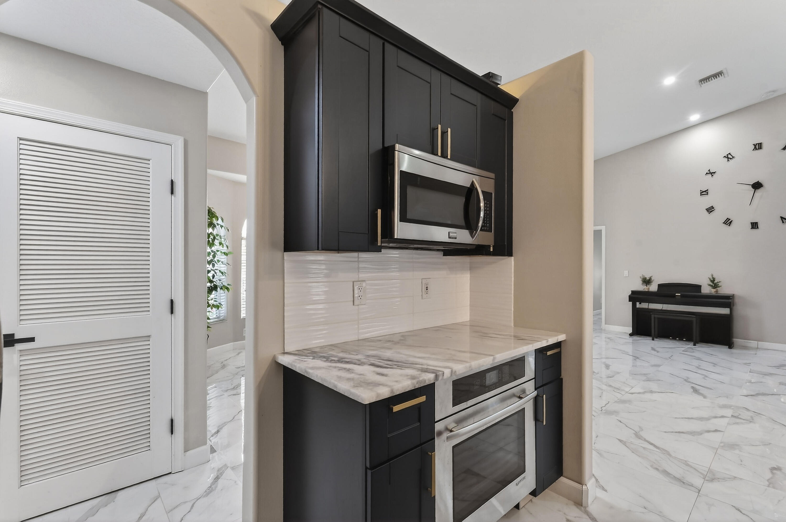 PORT ST LUCIE SECTION 11 - Residential