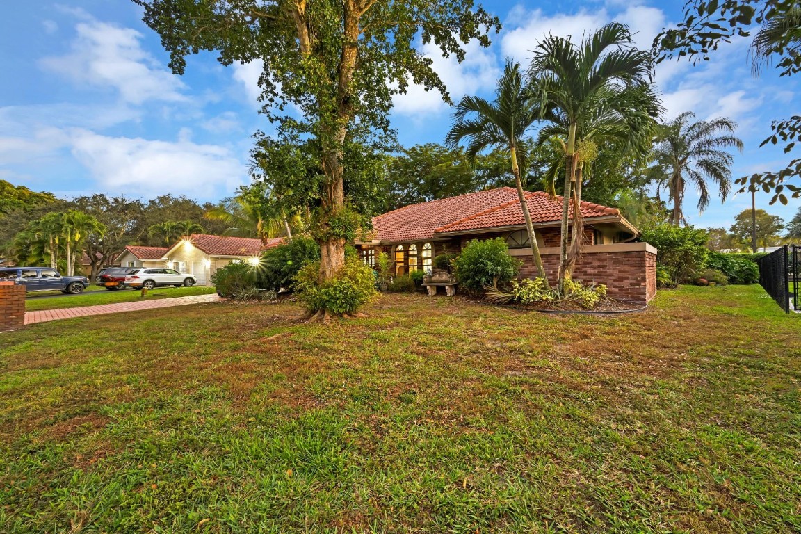 Pine Ridge - Residential