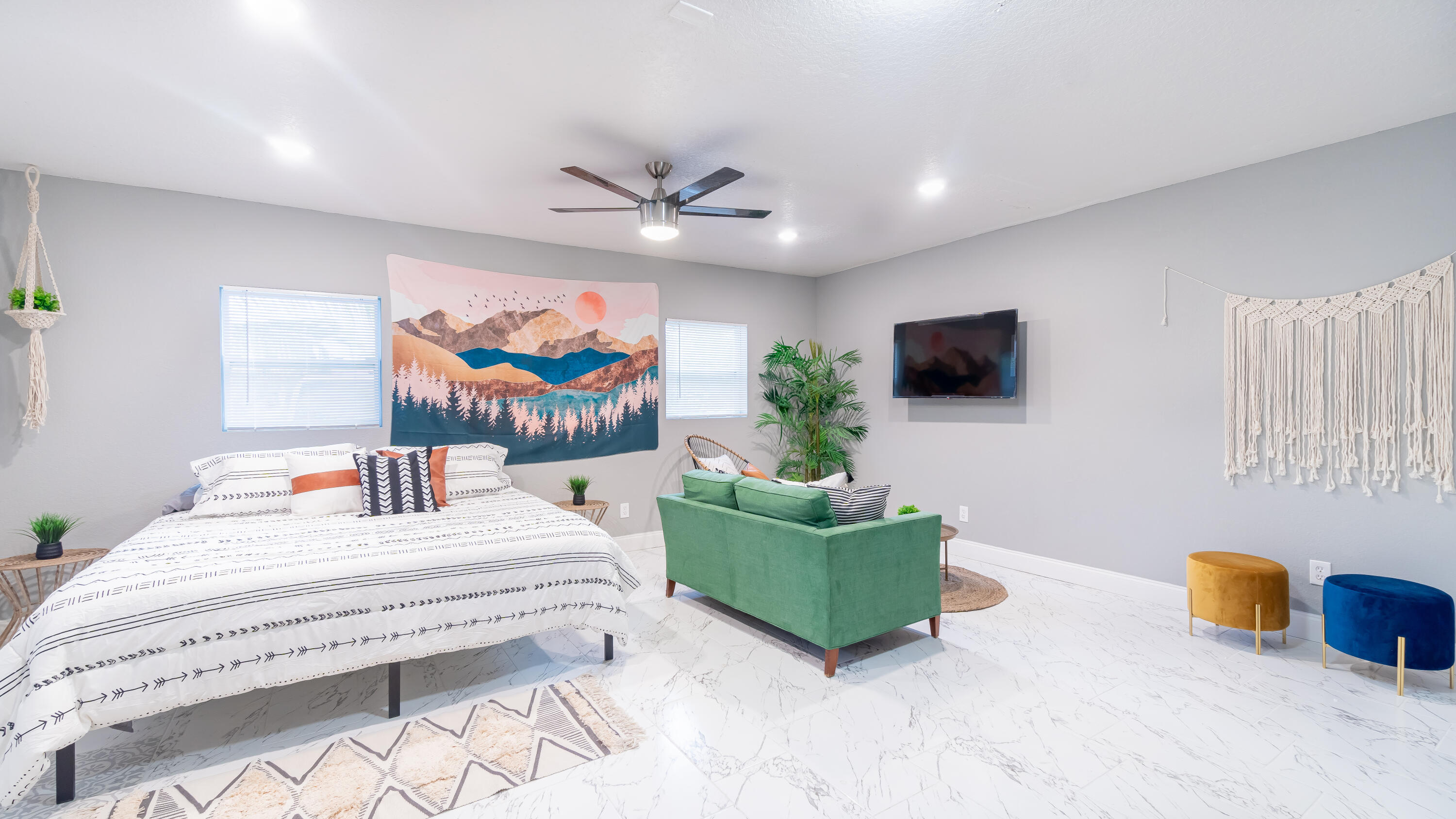 PORT ST LUCIE SECTION 7 - Residential Lease