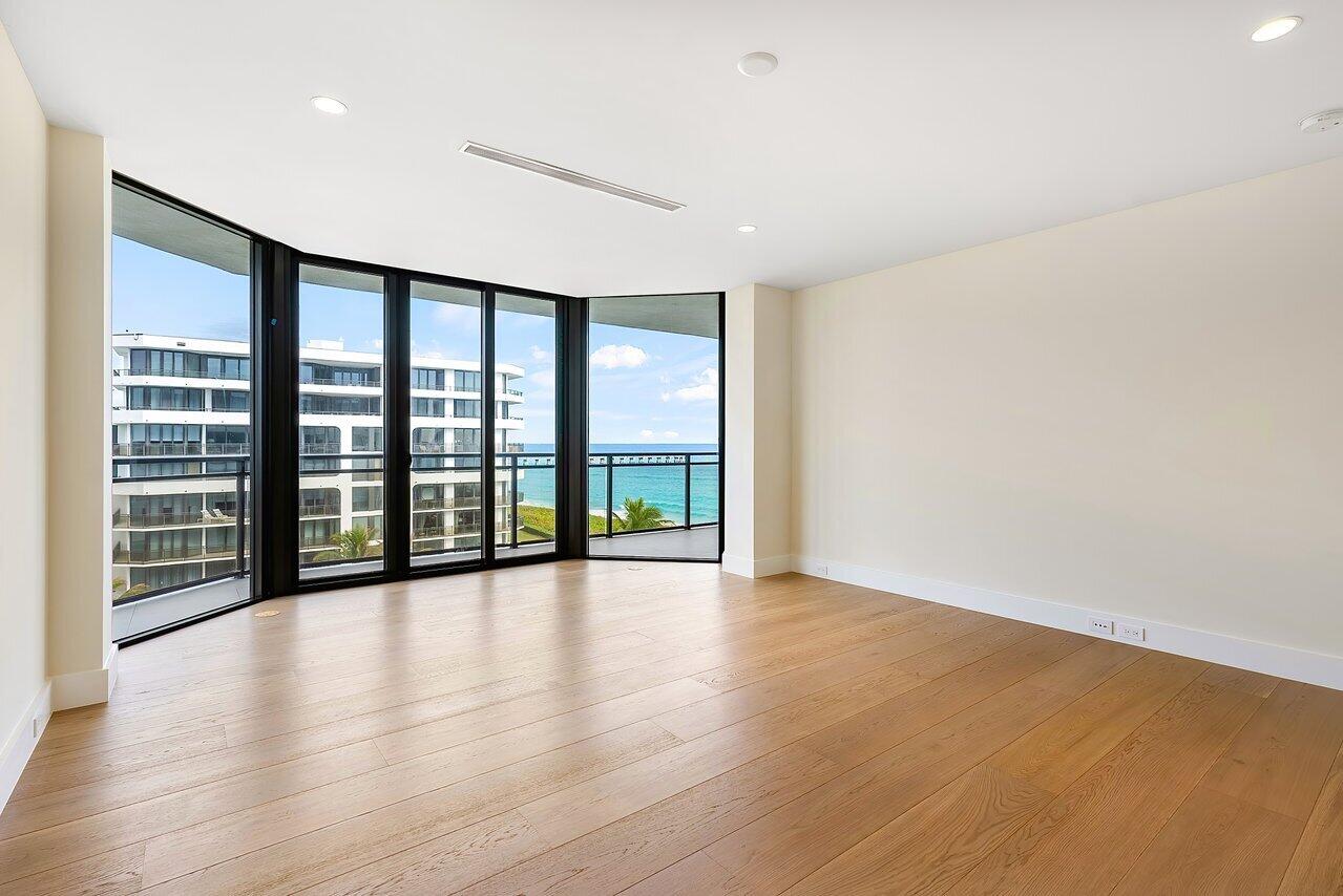 PALM BEACH HAMPTON CONDO - Residential