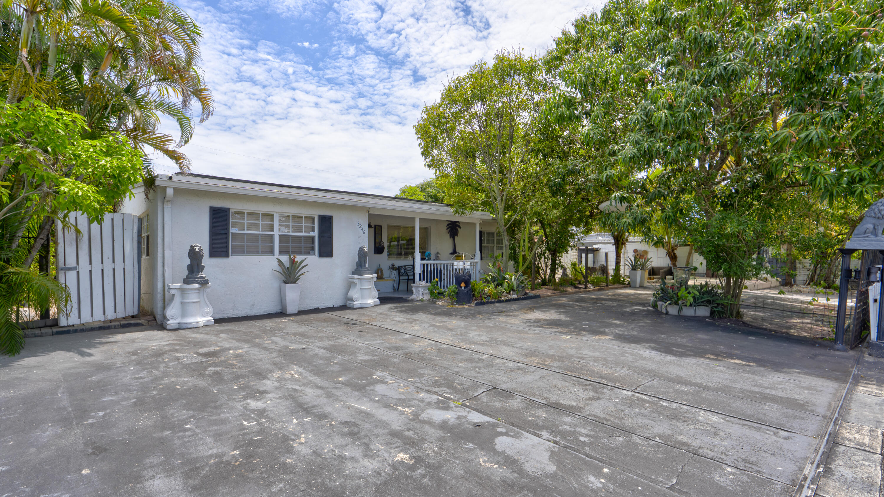 ROLLING GREEN RIDGE SEACREST - Residential