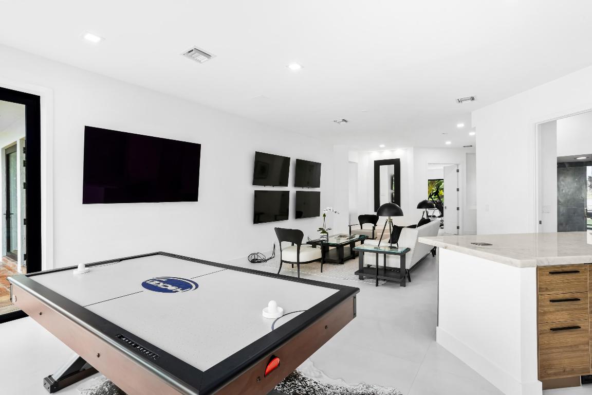 LONG LAKE ESTATES 1 AS - Residential