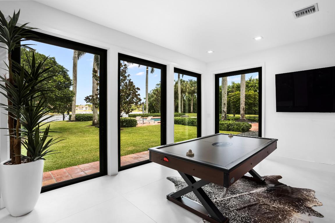 LONG LAKE ESTATES 1 AS - Residential