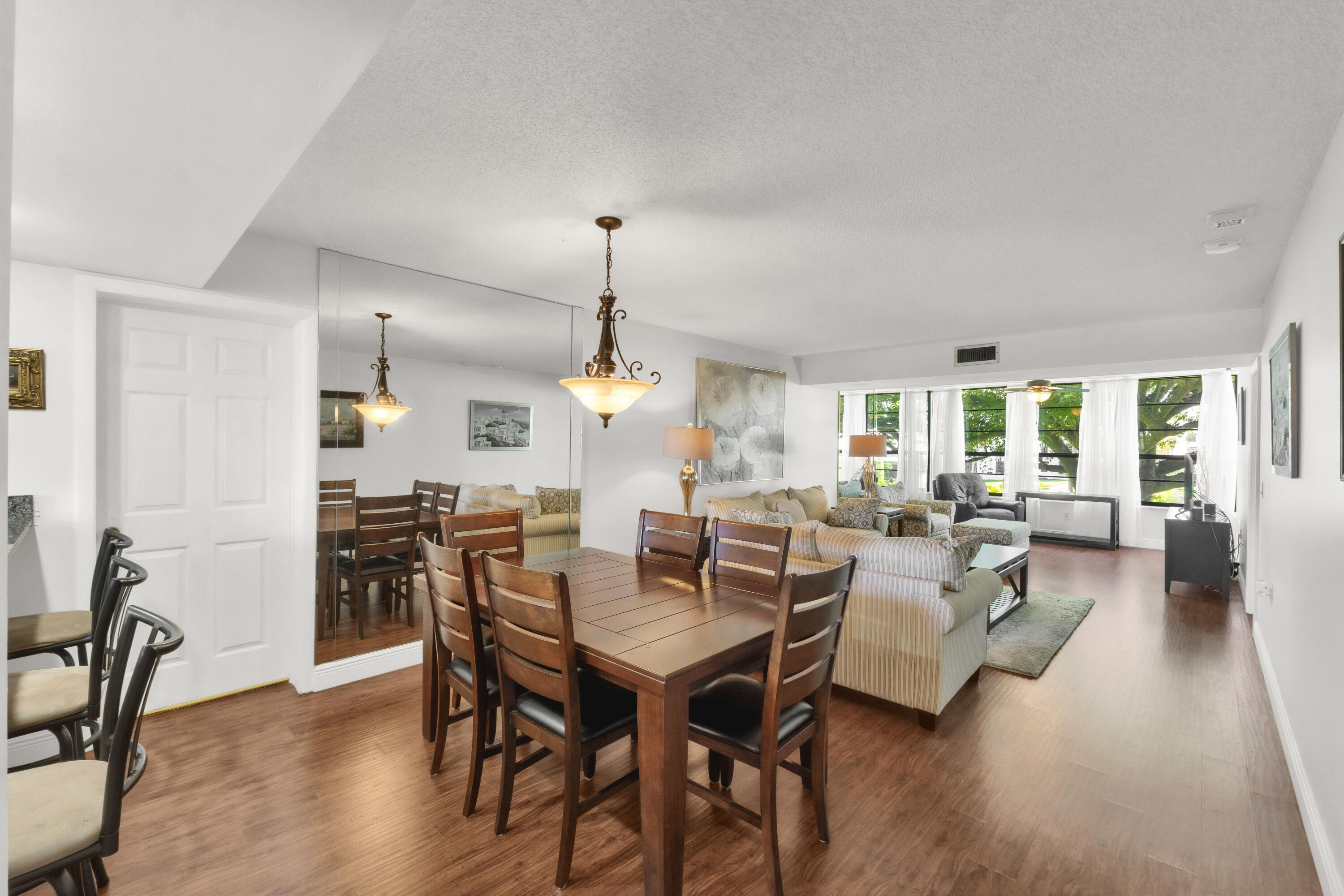 WHITEHALL CONDO OF THE LANDS OF THE PRESIDENT - Residential