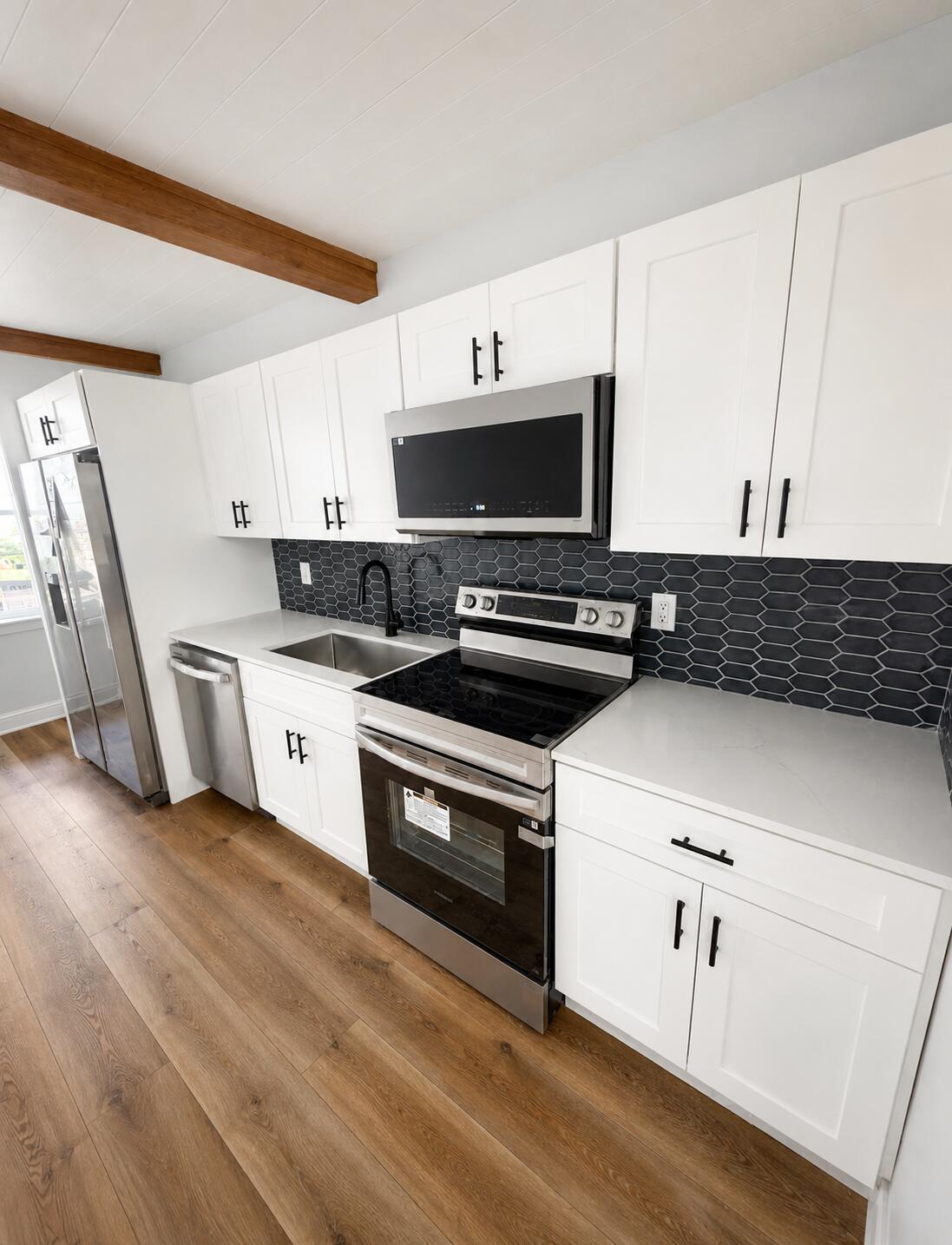 NICHOLS 1ST ADD TO DELRAY - Residential Lease
