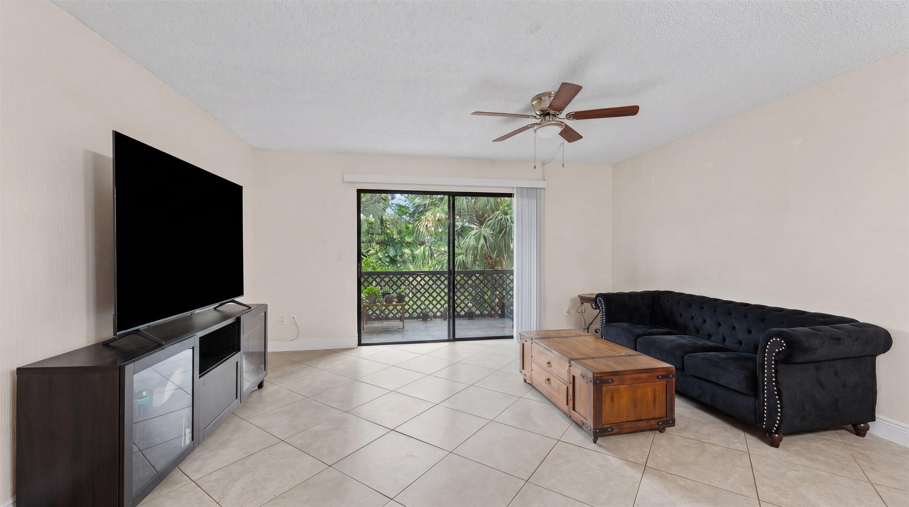 TRAILS AT ROYAL PALM BEACH CONDO - Residential