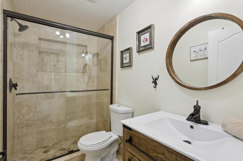 SUGAR POND MANOR OF WELLINGTON - Residential