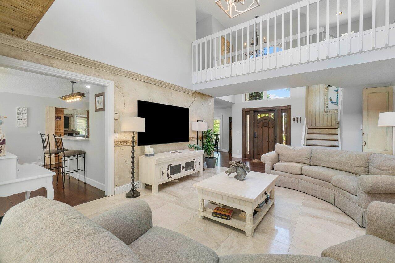 SUGAR POND MANOR OF WELLINGTON - Residential