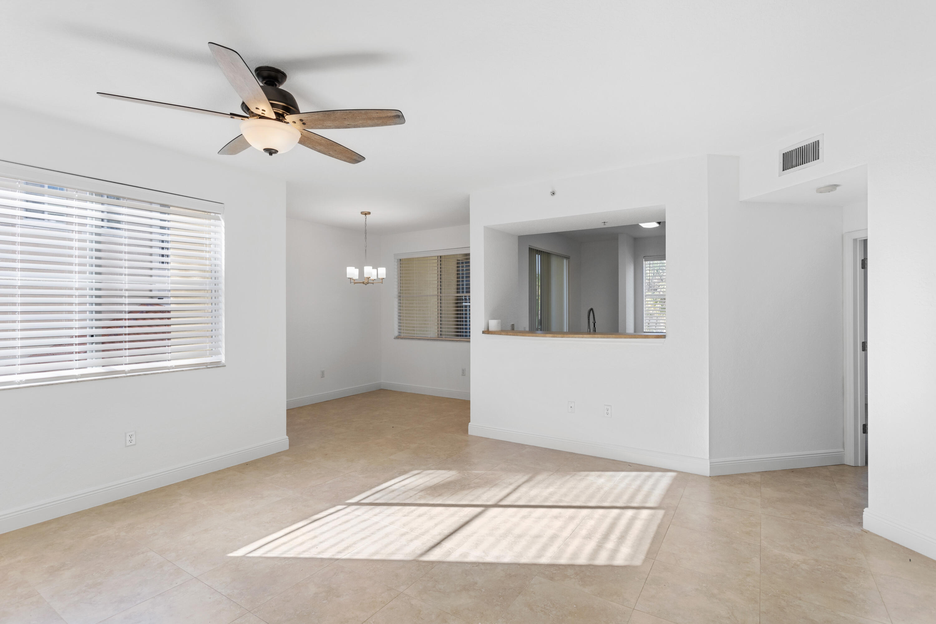 RESIDENCES AT LEGACY PLACE CONDO - Residential Lease