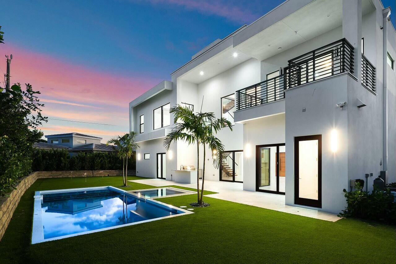 SEA VIEW RIDGE - Residential
