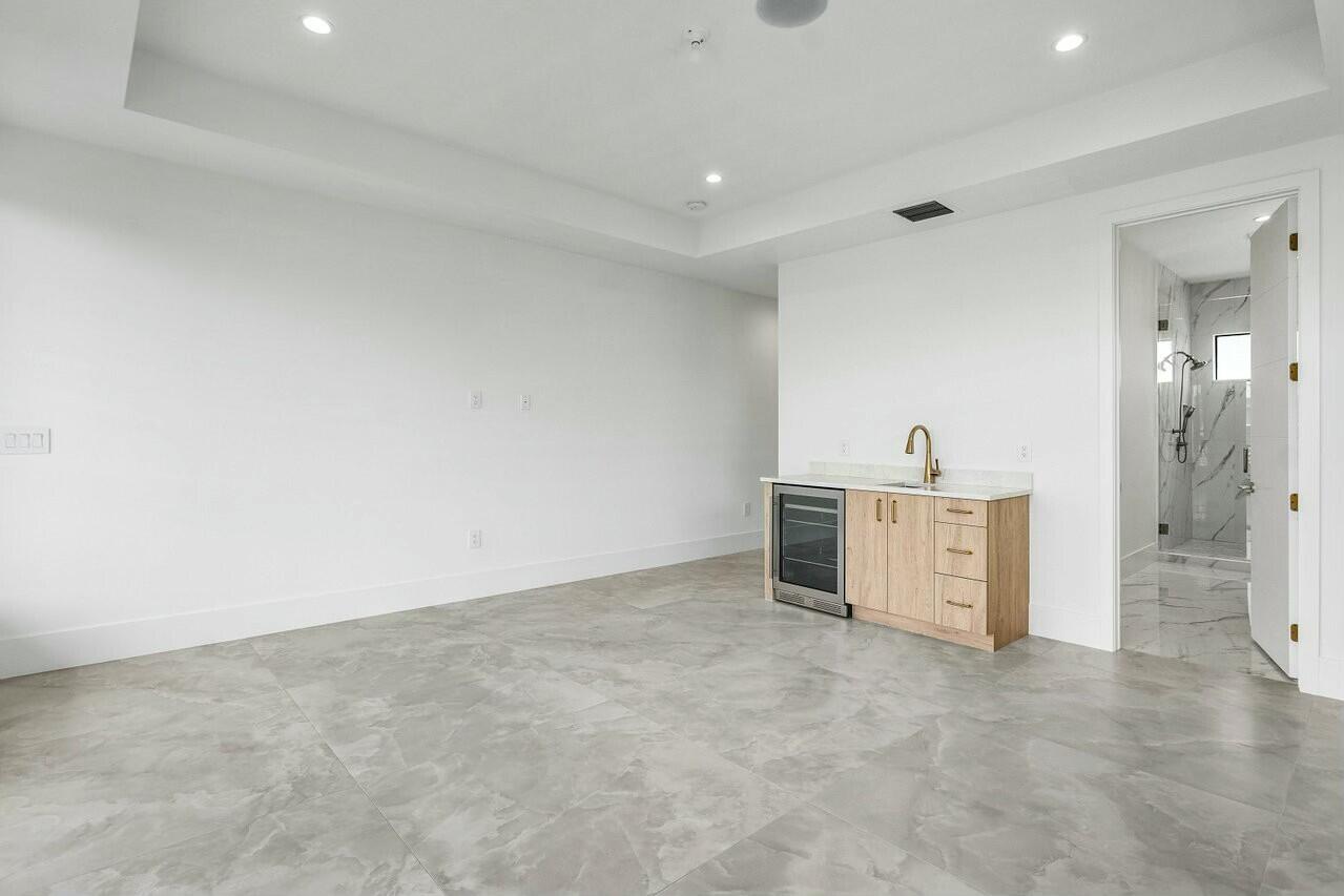 SEA VIEW RIDGE - Residential