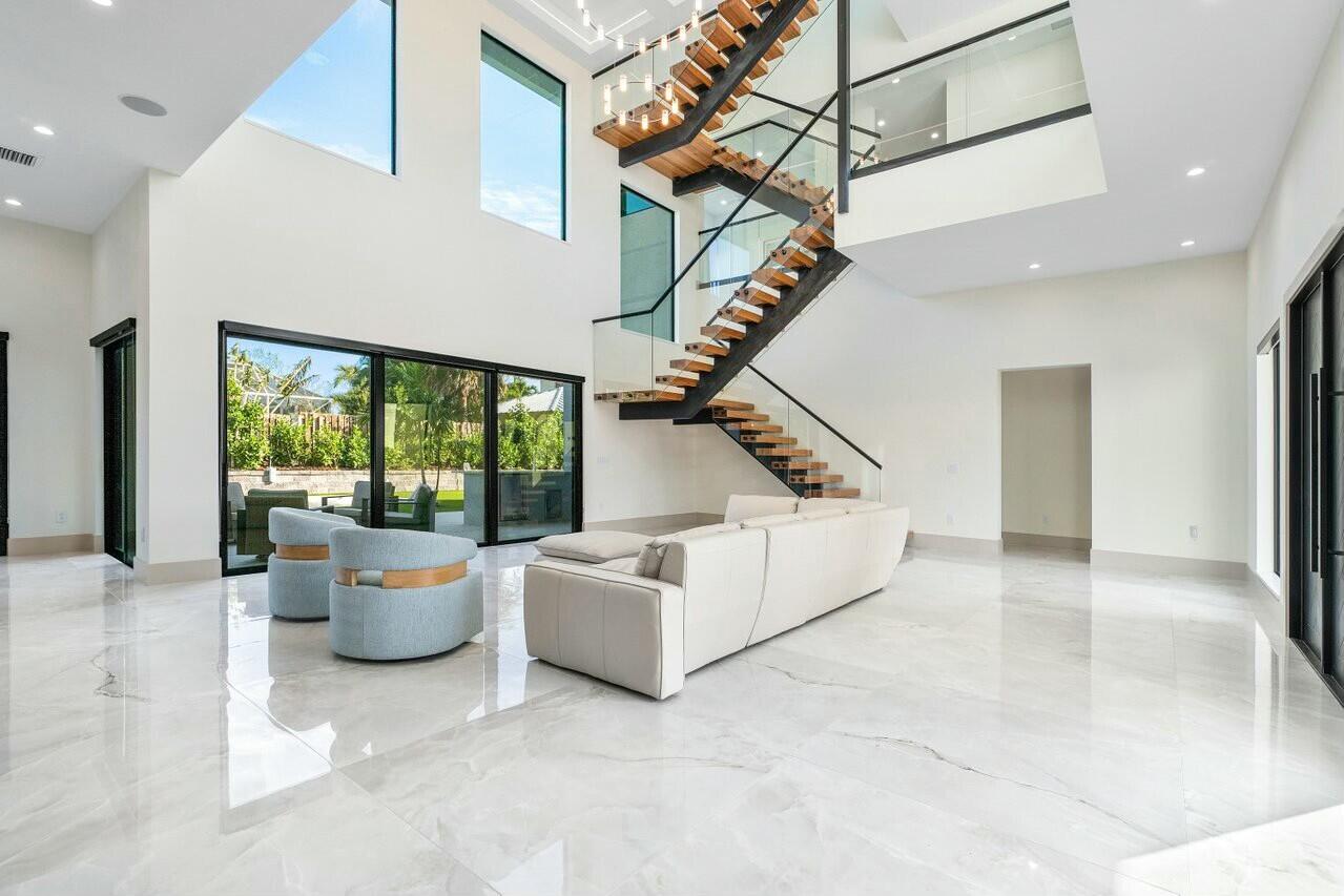 SEA VIEW RIDGE - Residential