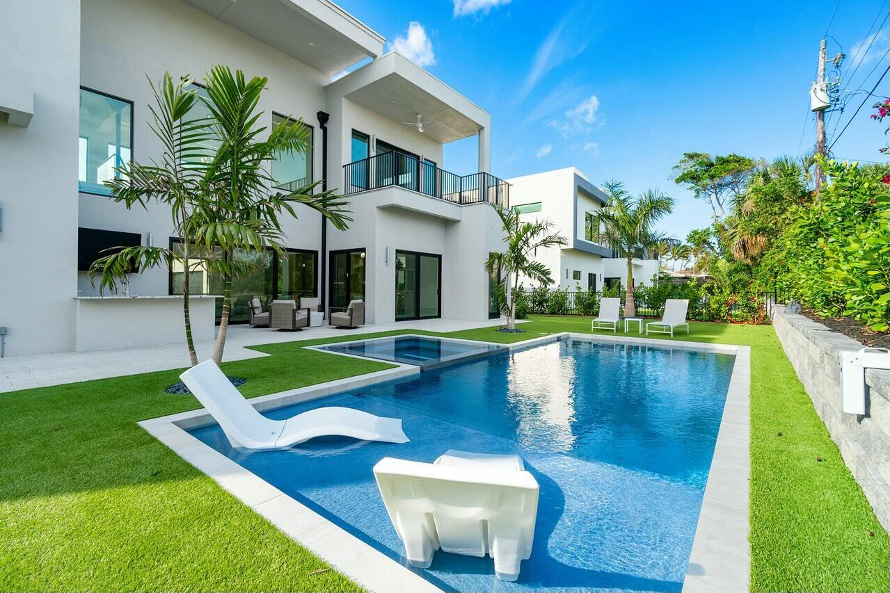 SEA VIEW RIDGE - Residential
