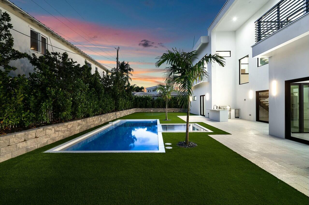 SEA VIEW RIDGE - Residential