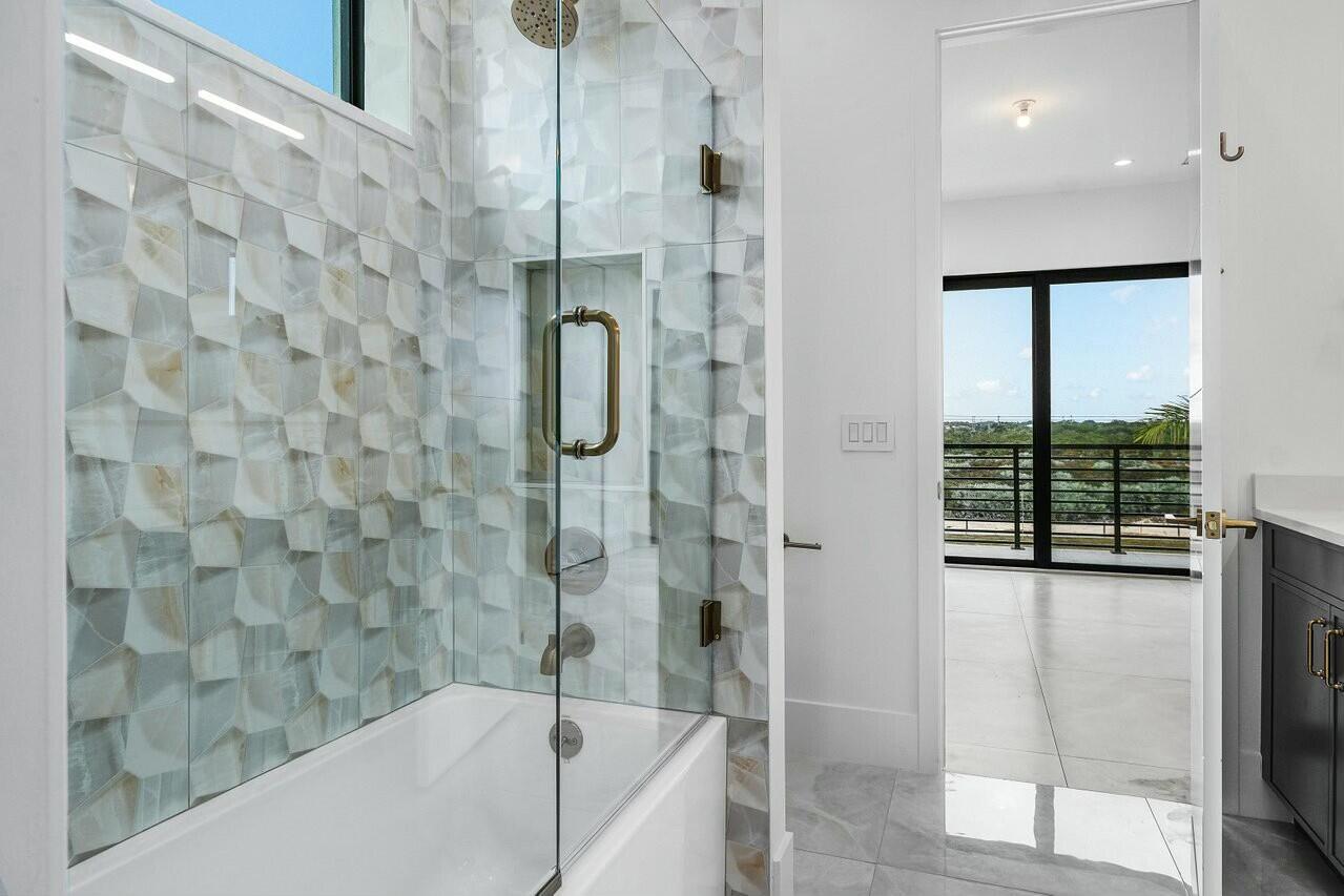 SEA VIEW RIDGE - Residential