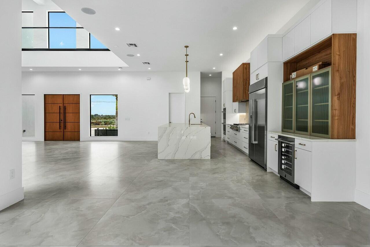 SEA VIEW RIDGE - Residential