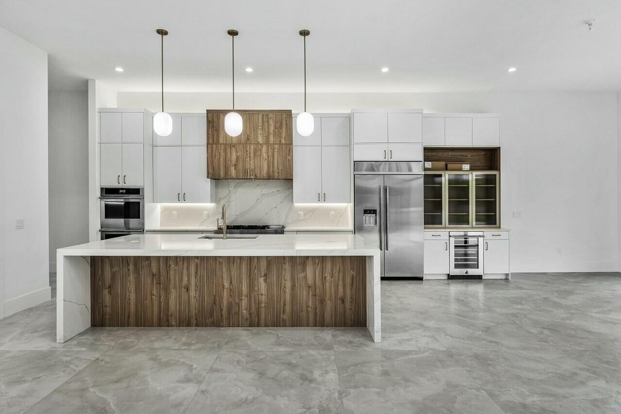 SEA VIEW RIDGE - Residential