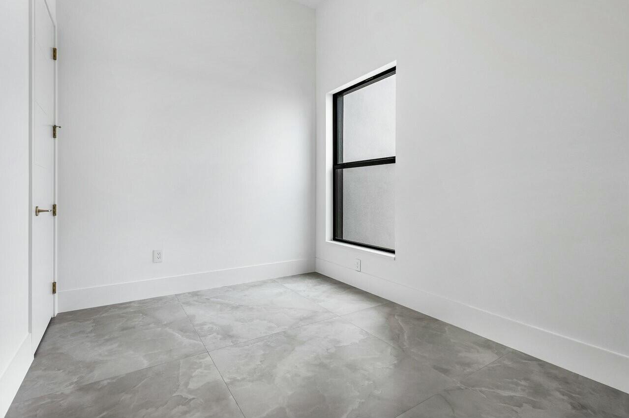 SEA VIEW RIDGE - Residential