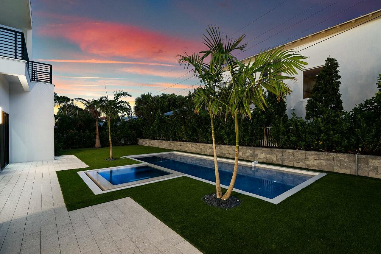 SEA VIEW RIDGE - Residential