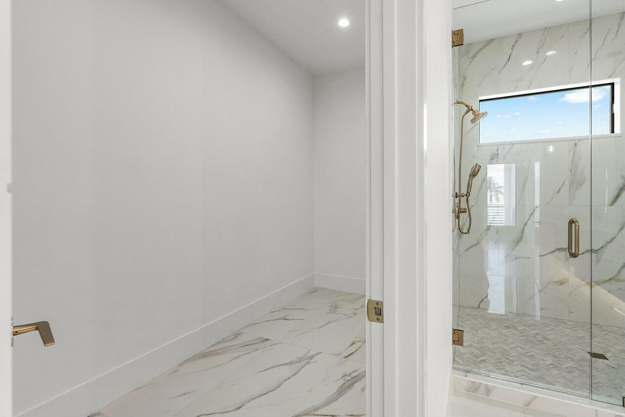 SEA VIEW RIDGE - Residential