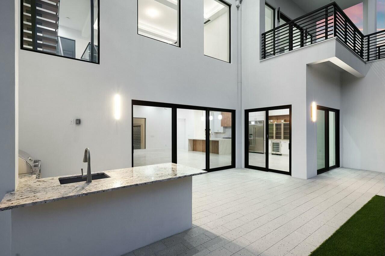 SEA VIEW RIDGE - Residential