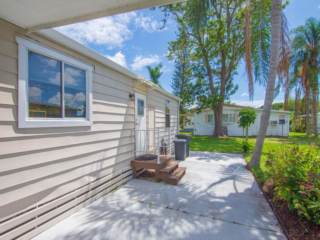 Spanish Lakes Golf Village - Residential