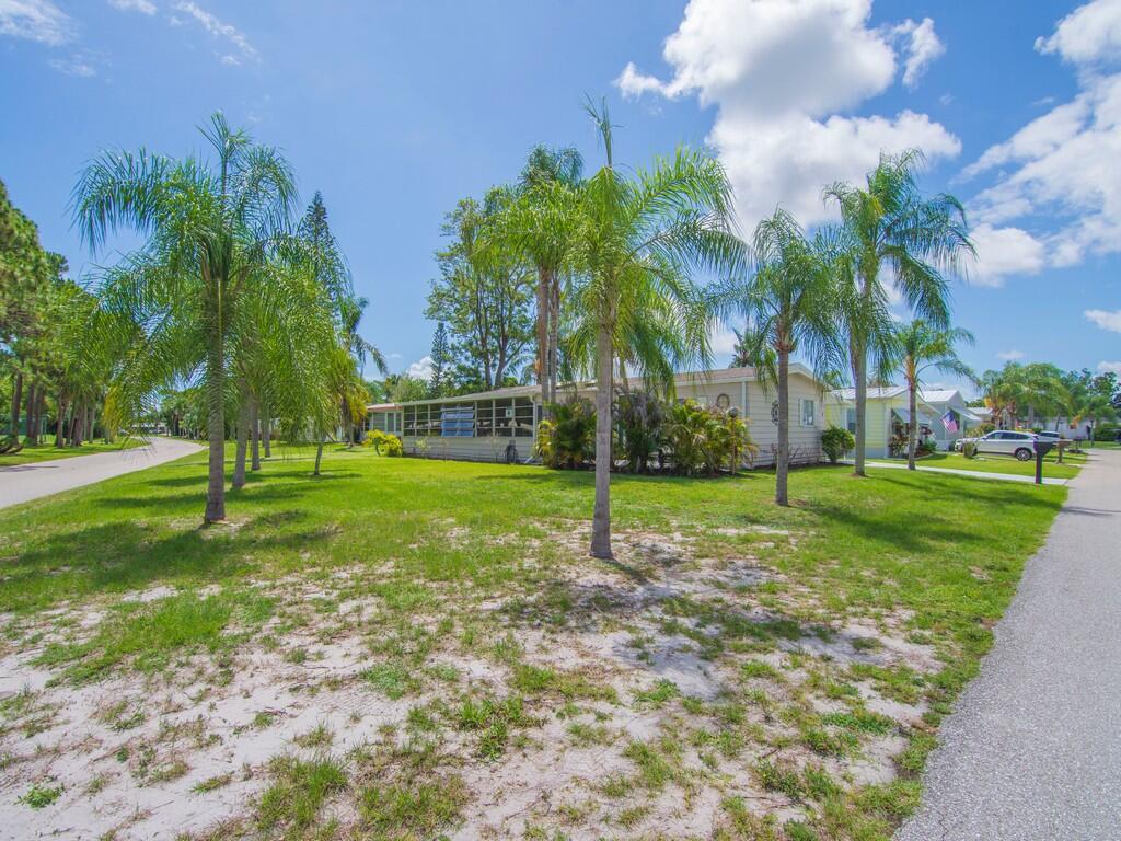Spanish Lakes Golf Village - Residential