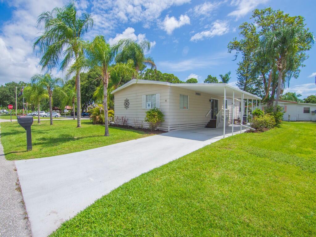 Spanish Lakes Golf Village - Residential