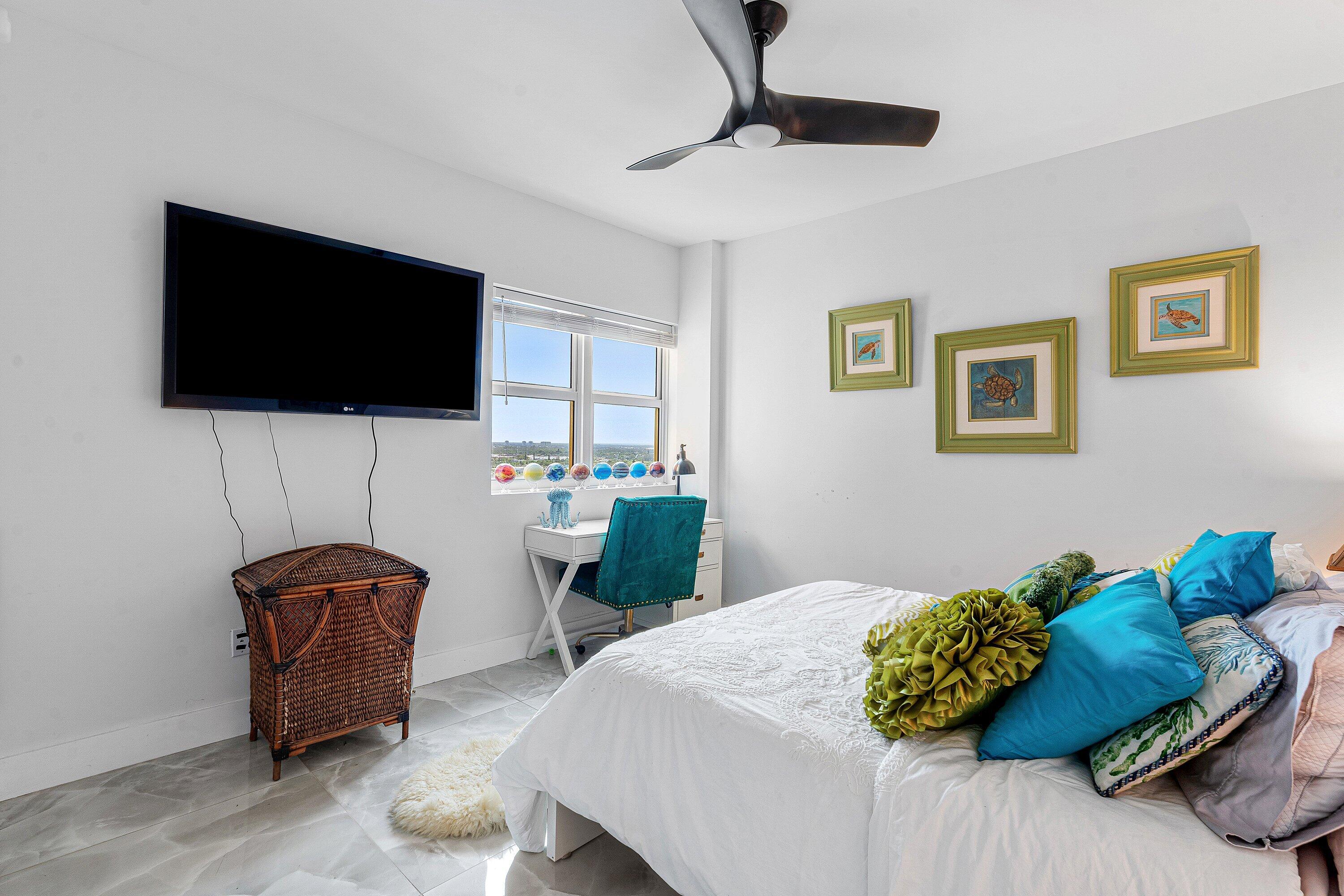 MARINA GRANDE RIVIERA BEACH CONDO - Residential
